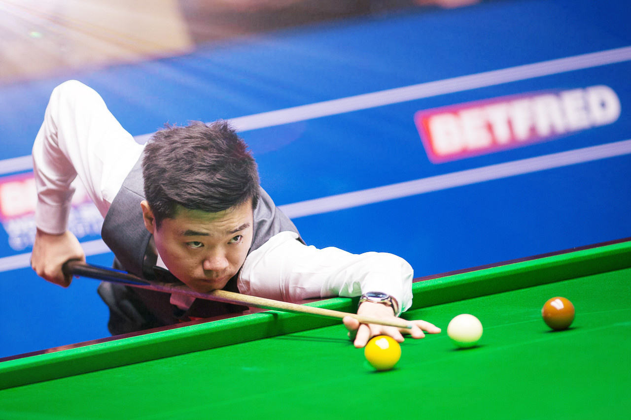 两队的球迷 两队的球迷